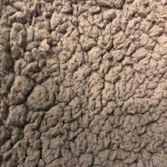 Black vest - Picture 4 of 8